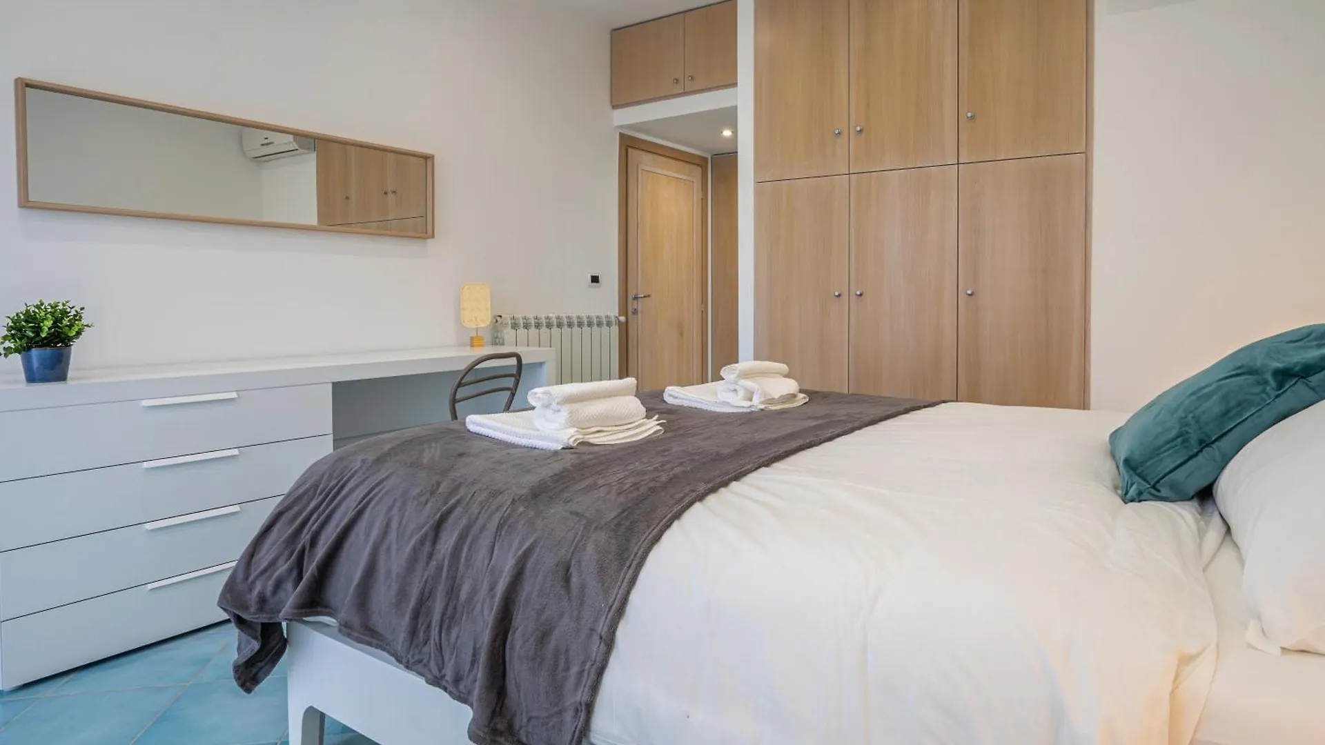 Domus Blu Aurelia Apartment Rome Italy